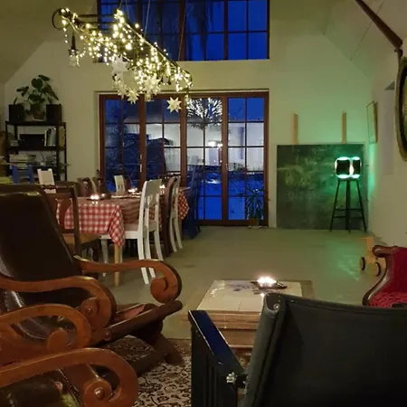 호스텔 Pa Toppen - Cafe Og Herberg - For Cykel Og Vandrefolk Knebel