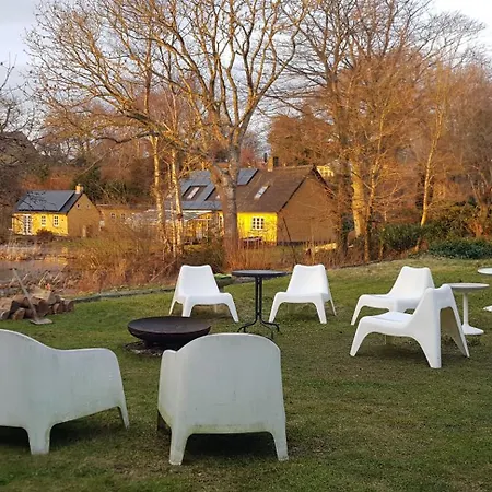 Pa Toppen - Cafe Og Herberg - For Cykel Og Vandrefolk 호스텔